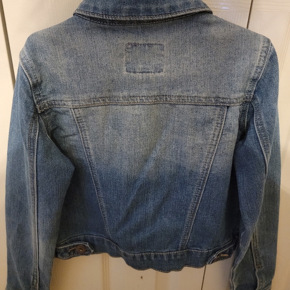Girls Distressed Crop Jean Jacket. Size S . - Picture 3 of 4